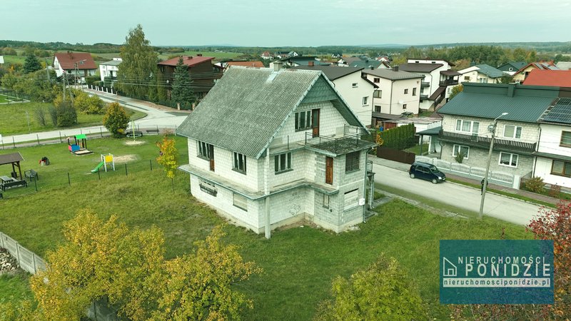 Budynek mieszkalny Pierzchnica — zdjęcie 5