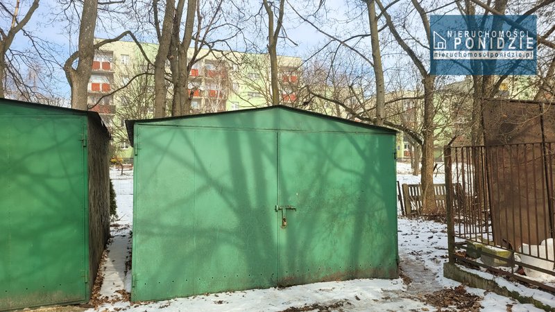 Garaż os. Piłsudskiego Busko-Zdrój